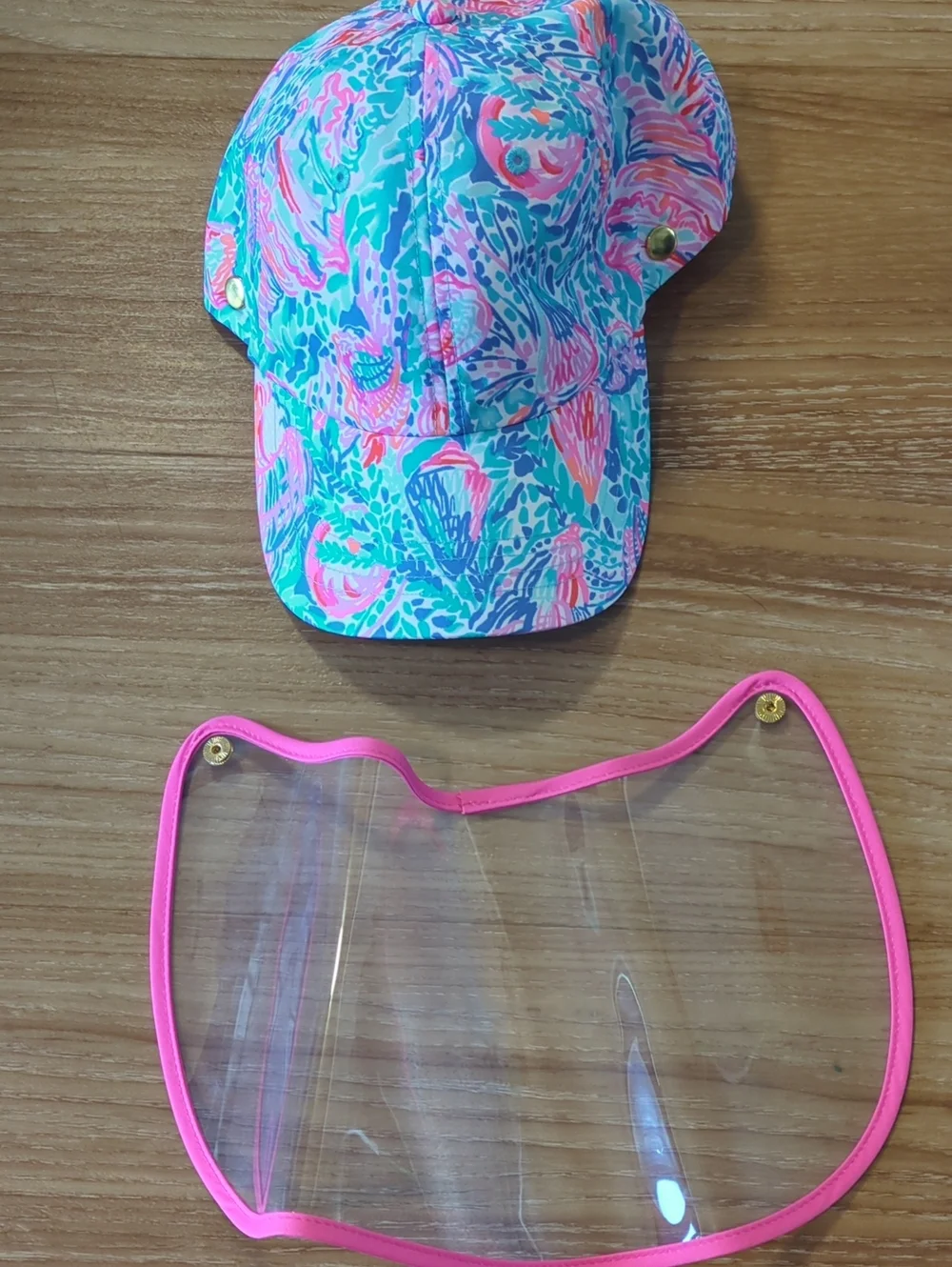 Run Around Hat with Detachable Face Shield